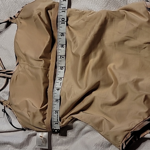 NWT Curve Loving Lace Up Back Adjustable Lined One Piece  cheeky back swim - Picture 6 of 9